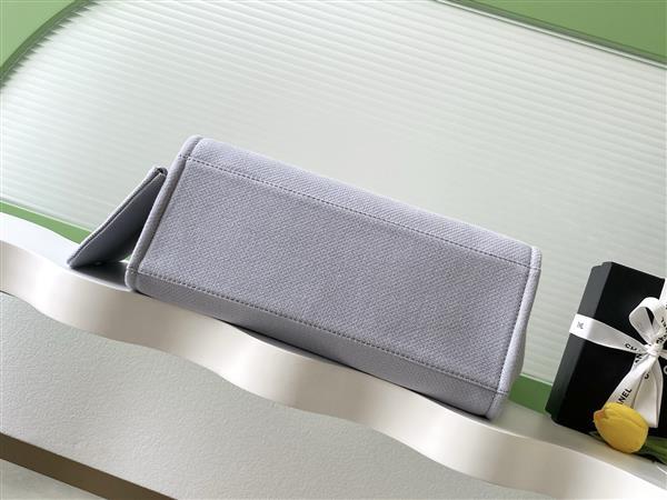 2026127214755336 680